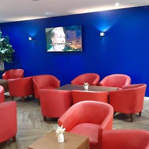 Holiday Inn Express Poole By Ihg